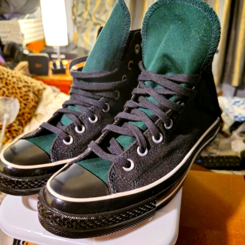 Converse  chuck taylor hi tops
